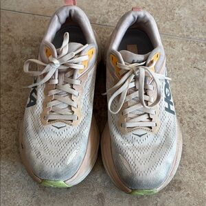 HOKA BONDI 8 cream/vanilla running shoes sneakers lace up Size 7